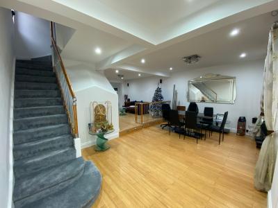 339, Stradbroke Grove, ILFORD, United Kingdom