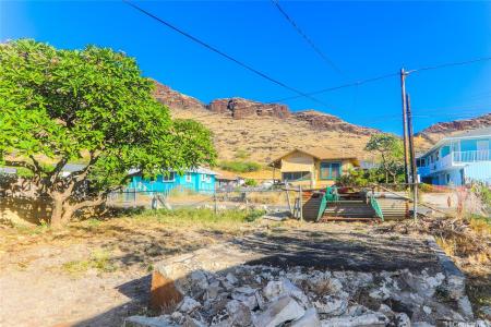 87-1469 Akowai Road, Waianae, Hawaii 96792