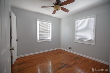 545 Olive Pl Place, Woodbridge Proper, ニュージャージー 07095, アメリカ合衆国
