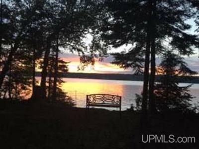 52165 Bootjack Rd, Lake Linden, Michigan 49945, USA