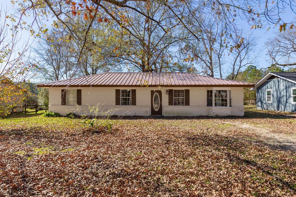 1407 Fairchild Drive, Diboll, Texas 75941, USA