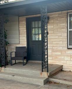 915 S 17th Street, Slaton, Texas 79364, USA