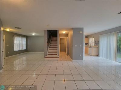 8904 NW 53rd Ct, Sunrise, Flórida 33351, Estados Unidos