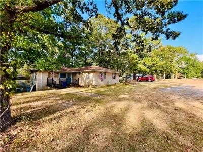 1884 N FIRST Street, Jena, Louisiana 71342, USA