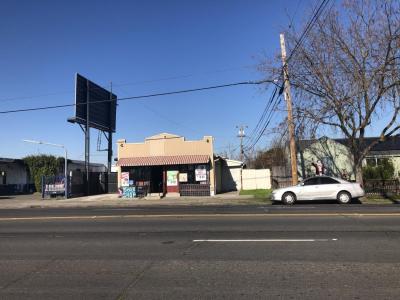 1511 E Harding Way, Stockton, California 95205, USA