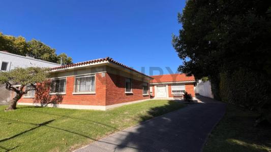 Tomas Villalba , Prado, Montevideo 00001, 乌拉圭