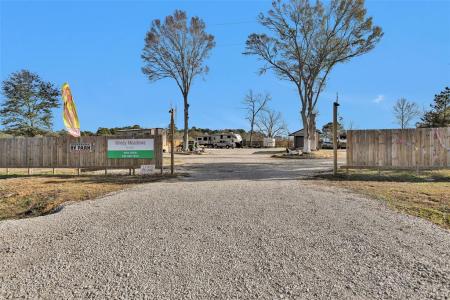 17347 Fm 1774, Plantersville, Texas 77363, USA