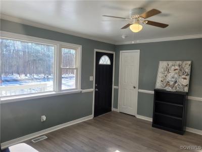 471 Sleepy Hollow Road, New Canton, バージニア 23123, アメリカ合衆国