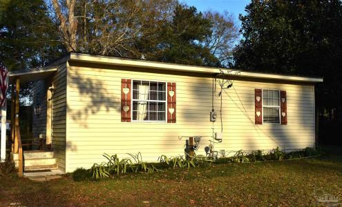 420 Lakeview Ave, Cantonment, Florida 32533