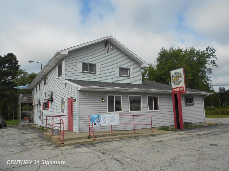 5788 Dixie, Saginaw, Michigan 48601