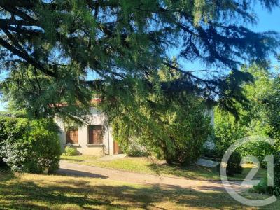 Sathonay Village, Rhône-Alpes 69580, France