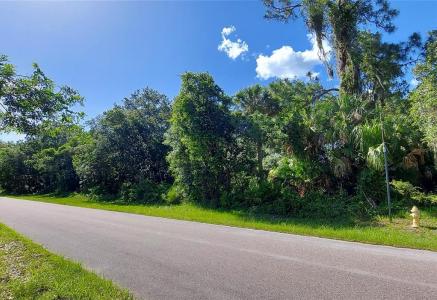 20272 Lorette Avenue, Port Charlotte, Florida 33954