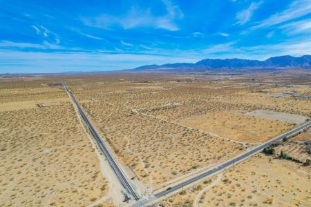 E 10710 E Ave T , Ste 106, Littlerock, Californie 93543, États-Unis