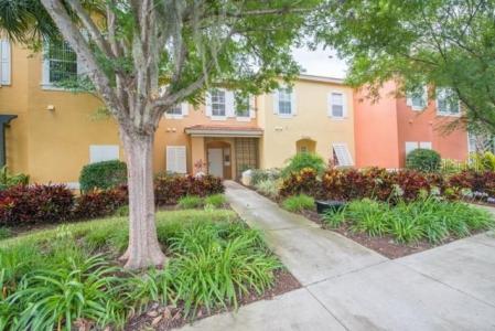 8407 Crystal Cove Cv, KISSIMMEE, Florida 34747, USA