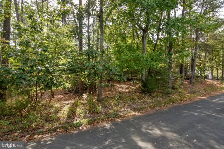 1145 Stagecoach Circle, Lusby, Maryland 20657, États-Unis