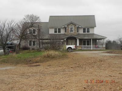32260 THEODORE RD, CALIFORNIA, Missouri 65018, USA