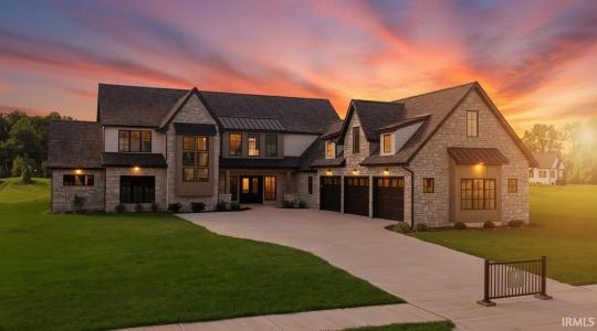 594 Contour Cove, Huntertown, Indiana 46748, USA