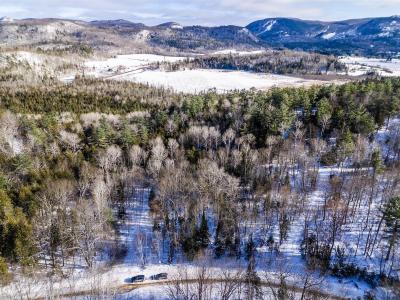 71  Mtée du Lac, Lac-Sainte-Marie, Quebec J0X 1Z0, CANADÁ