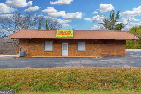 589 Dicks Hill Pkwy., Mt. Airy, Georgia 30563, USA