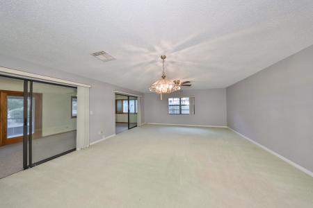 1601 Woodmar Dr, Sun City Center, Florida 33573