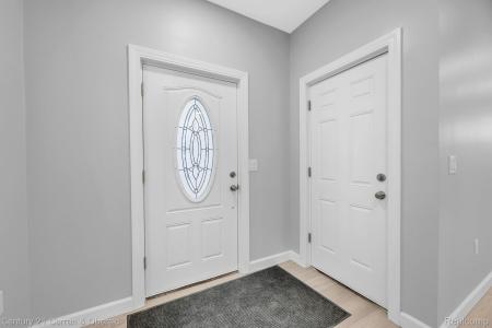 4456 Monroe Street, Dearborn Heights, Michigan 48125