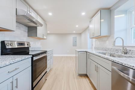 20 Festa Road , 2, Revere, Massachusetts 02151, USA