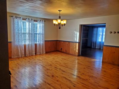309 E Clark St, Spencer, Wisconsin 54479, Estados Unidos