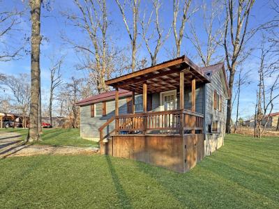 24 Eagle Creek Loop, Buchanan, טנסי 38222, ארצות הברית של אמריקה 