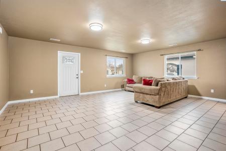 1408 Singh Lane, Sunnyside, Washington 98944