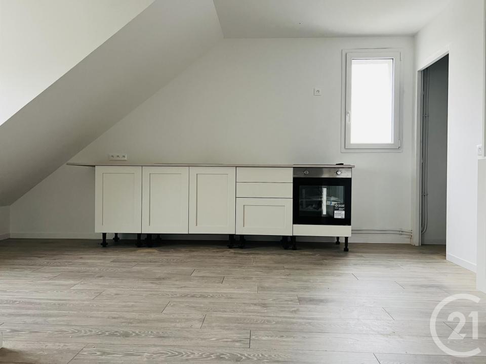 Longnes, Île-de-France 78980, アキタン