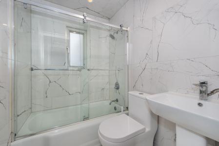 35 Taggart Way, Saddle Brook, New Jersey 07663