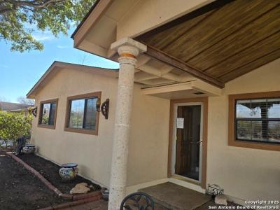 5530 Knoll Krest Dr, San Antonio, Texas 78242, USA