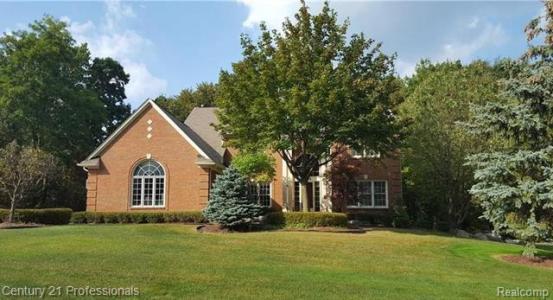 3846 Kaeleaf  RD, LakeOrion, Michigan 48360