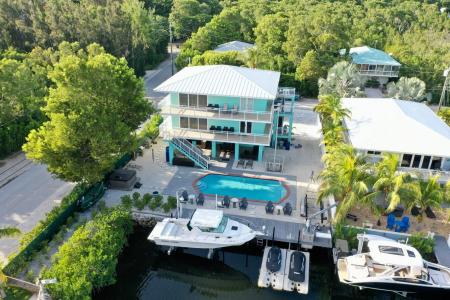 101 2nd Lane, Key Largo, Florida 33037, USA