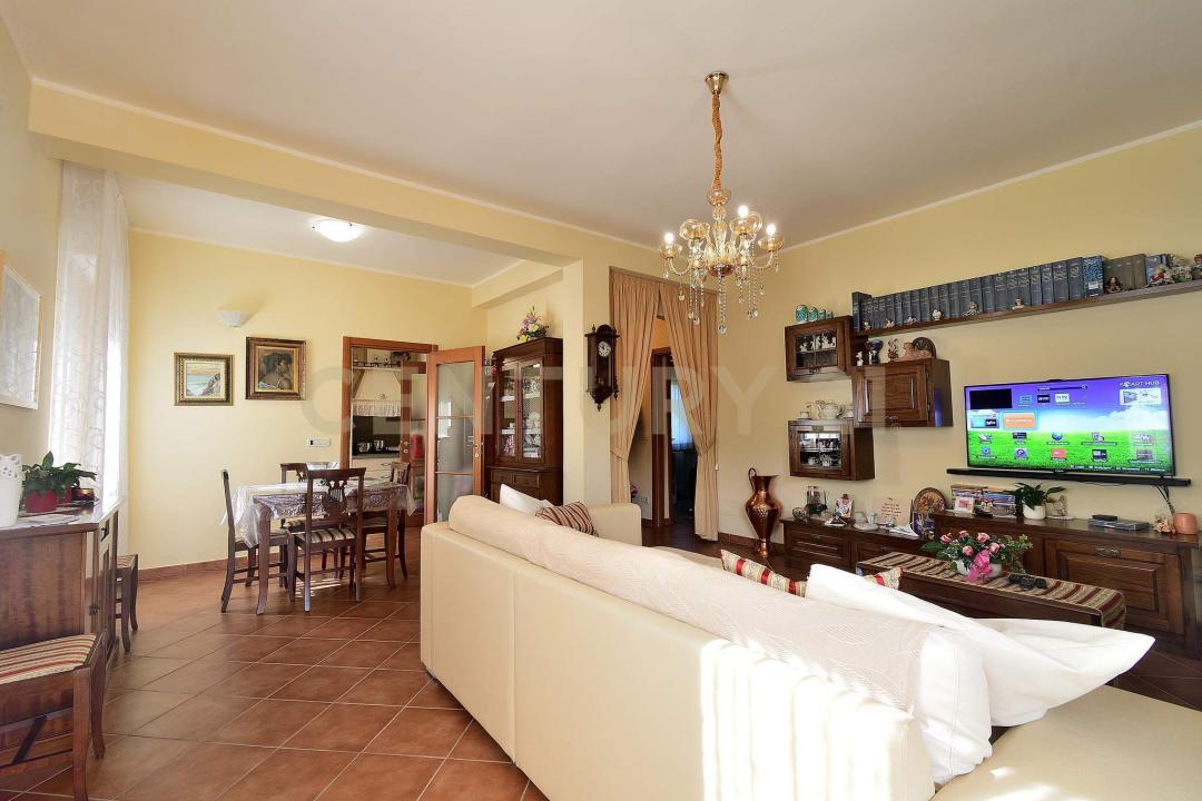 Lucca, Toscana 55100, Italie