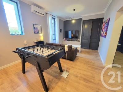 Nimes, Languedoc-Roussillon 30000, Pháp