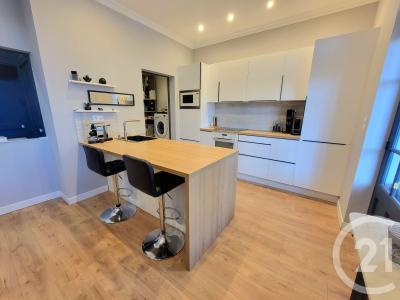 Nimes, Languedoc-Roussillon 30000, Pháp