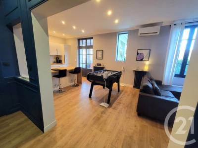 Nimes, Languedoc-Roussillon 30000, Pháp