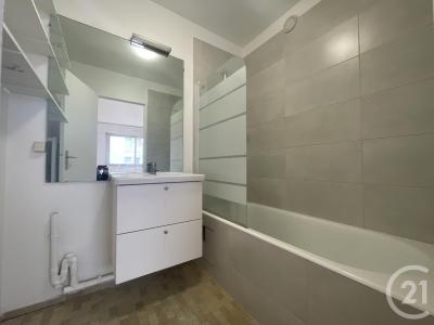 Courbevoie, Île-de-France 92400, アキタン