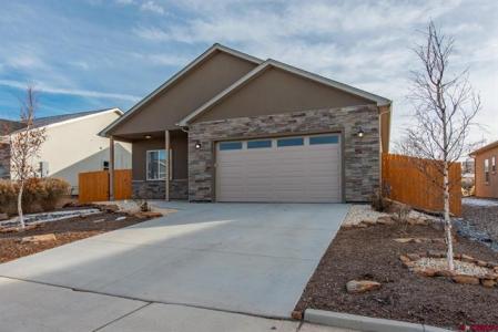 1500 Weminuche Avenue, Montrose, Colorado 81401, USA