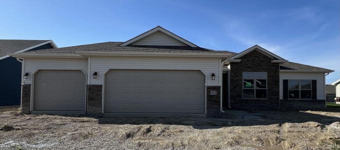 437 Buckingham Lane, Huntington, Indiana 46750-0060