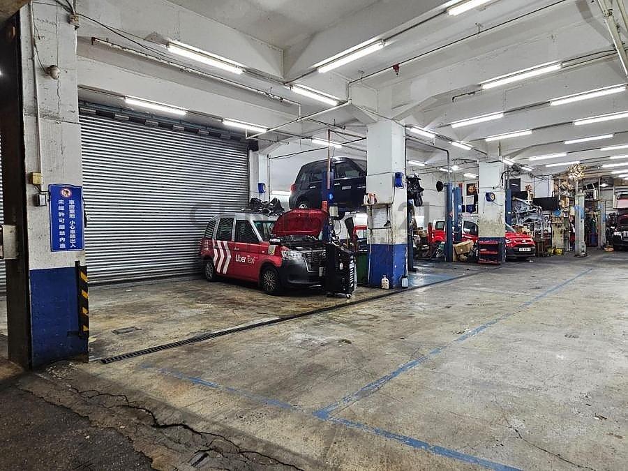 橫龍街49-53號, 荃灣, 華隆工業大廈, Hong Kong, Hong Kong