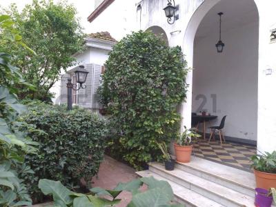 Chivilcoy 155 1, Floresta, Capital Federal 00001, Аргентина