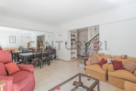 Corrientes 7 4200, Almagro, Capital Federal 00001, Argentina