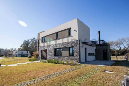 Ruta 205 km 36,500 sn, Ezeiza, GBA Sur 00001, 阿根廷