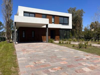RUTA 58 KM 6 6, Ezeiza, GBA Sur 00001, Argentina