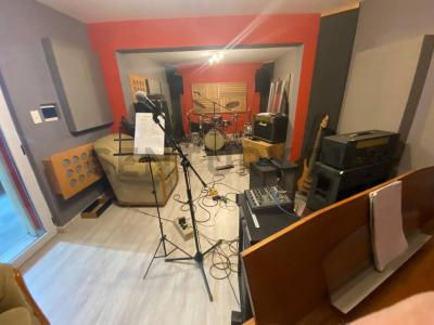 Calle 130 1064, Berazategui, GBA Sur 00001, Argentina