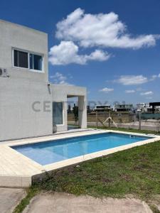 63 1, Berazategui, GBA Sur 00001, Arjantin