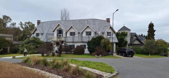 Ricchieri  Km 21.5, Ezeiza, GBA Sur 00001, Argentina