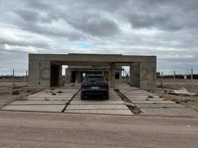 Roque Saenz Peña , Lujan De Cuyo, Mendoza 00001, Argentina
